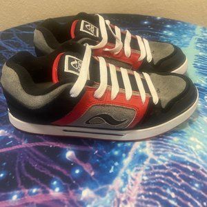 Adio Skate shoes